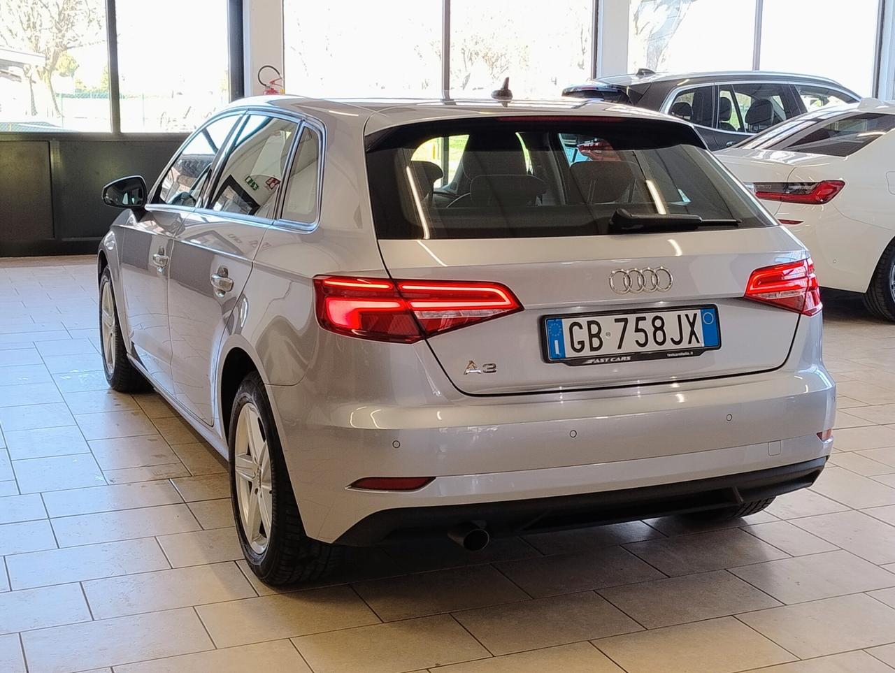 AUDI A3 SPORTBACK 30 1.6 TDI FULL LED ACC