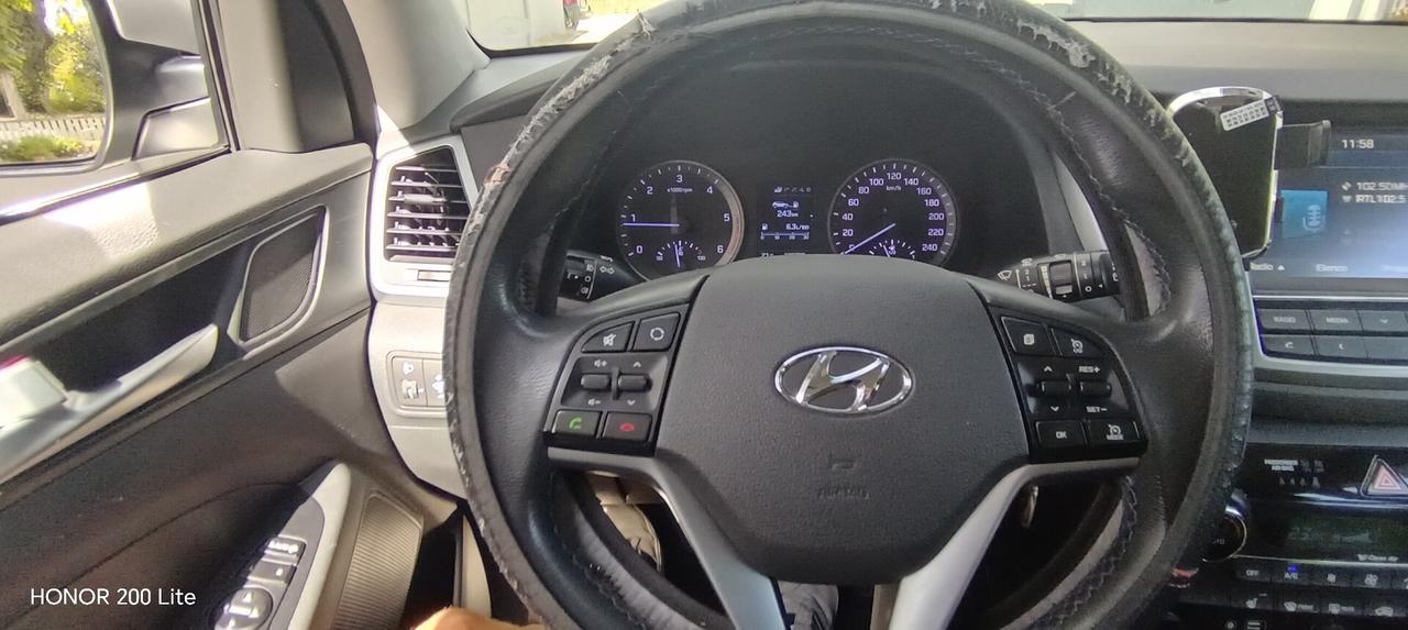 Hyundai Tucson 1.7 crdi Xpossible 2wd 115cv