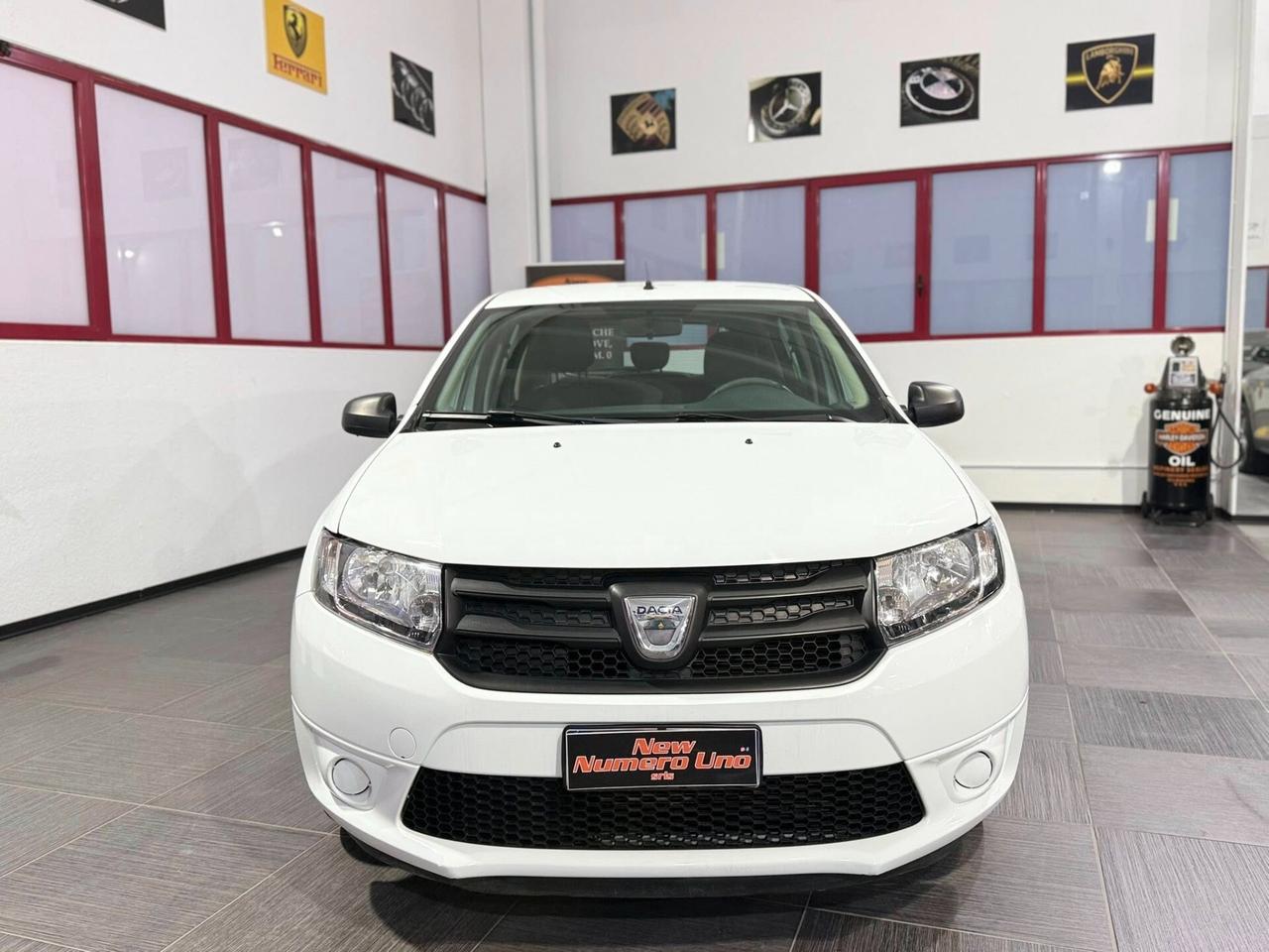 Dacia Sandero 1.2 benzina 75CV Serie Speciale Laureate Family