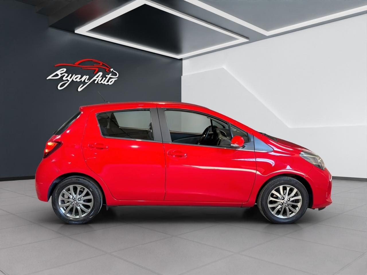 Toyota Yaris 1.4 D-4D 5 porte Lounge