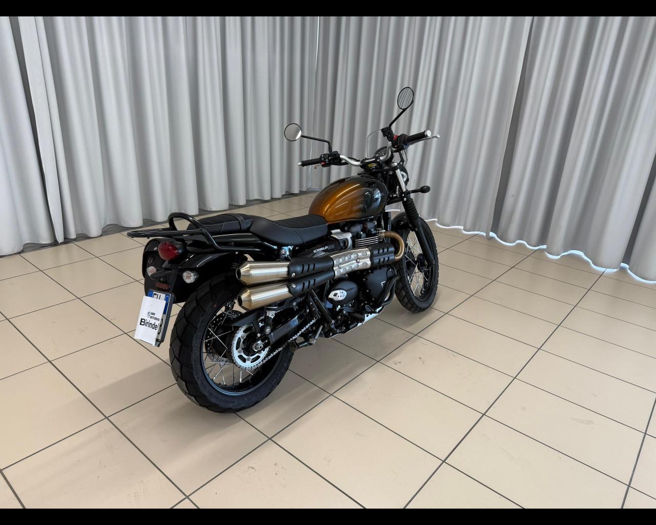 TRIUMPH Scrambler 900 - Stealth Edition