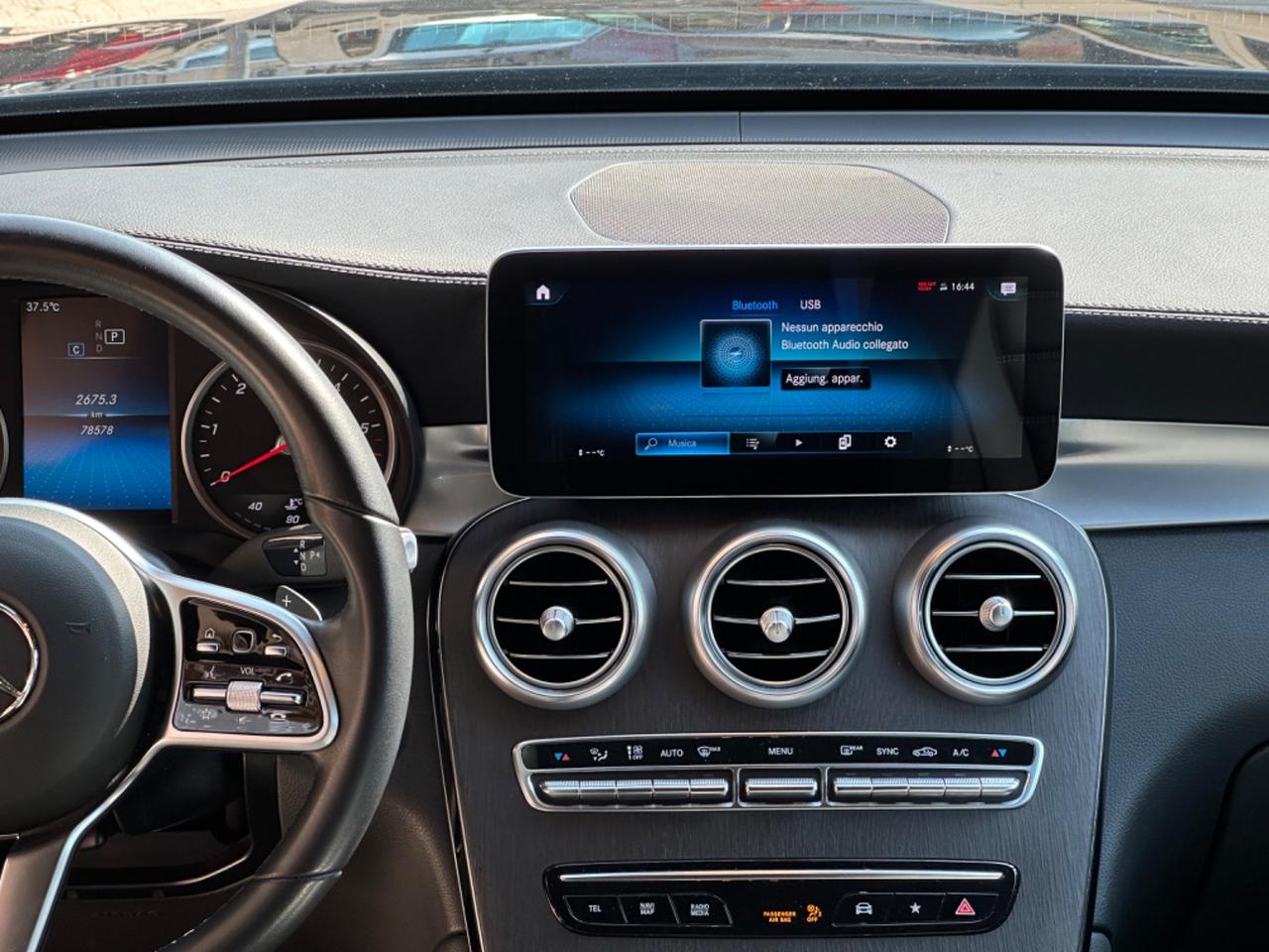 Mercedes-Benz GLC 200 – Anno 2022