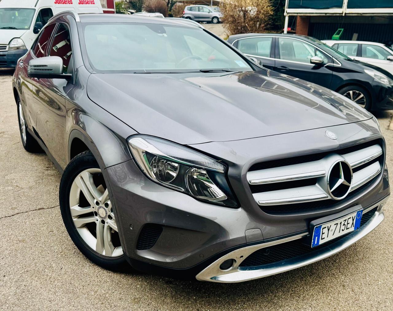 Mercedes-benz GLA 220 CDI Automatic Premium