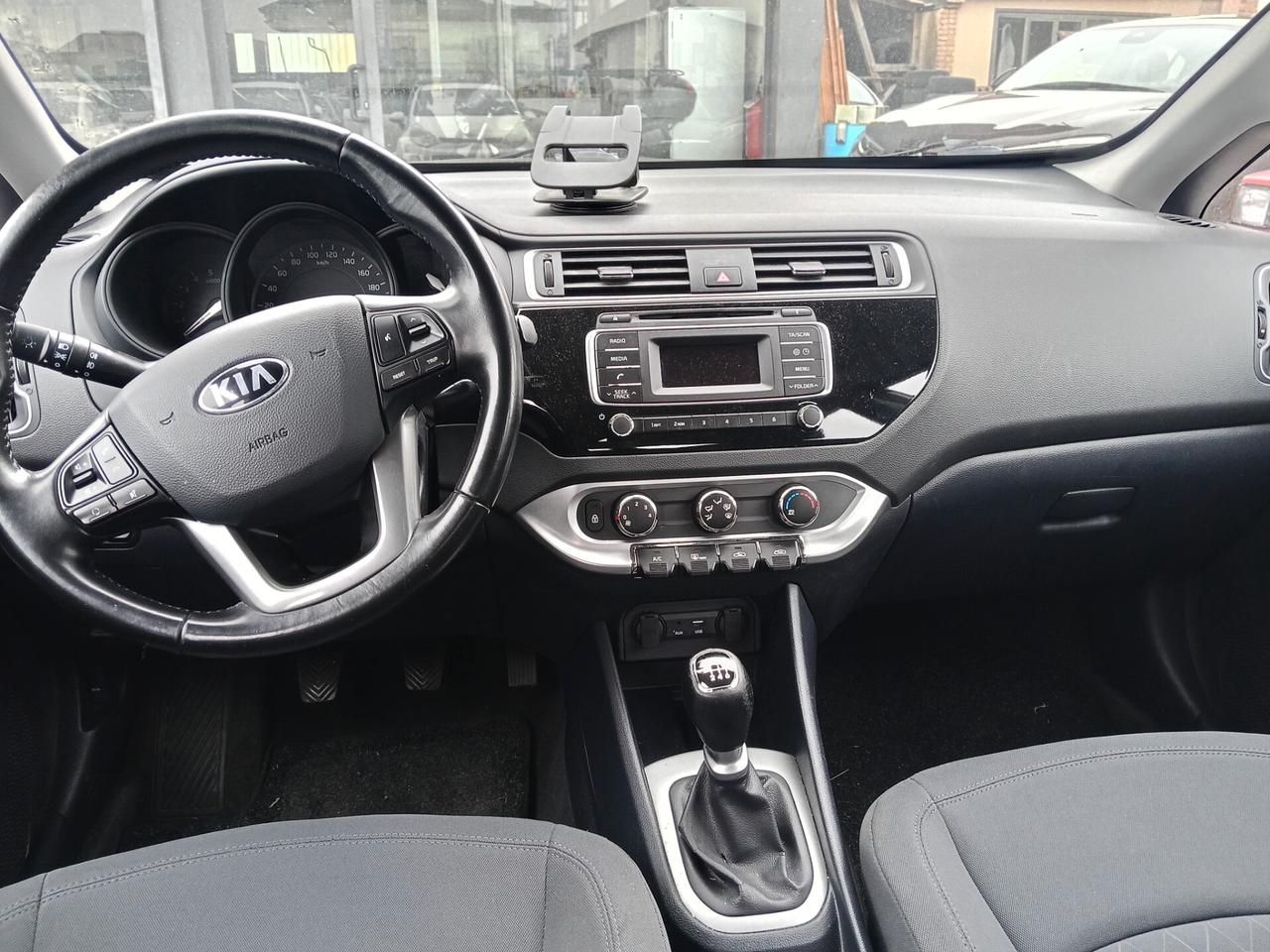 Kia Rio 1.1 CRDi 5p. Cool