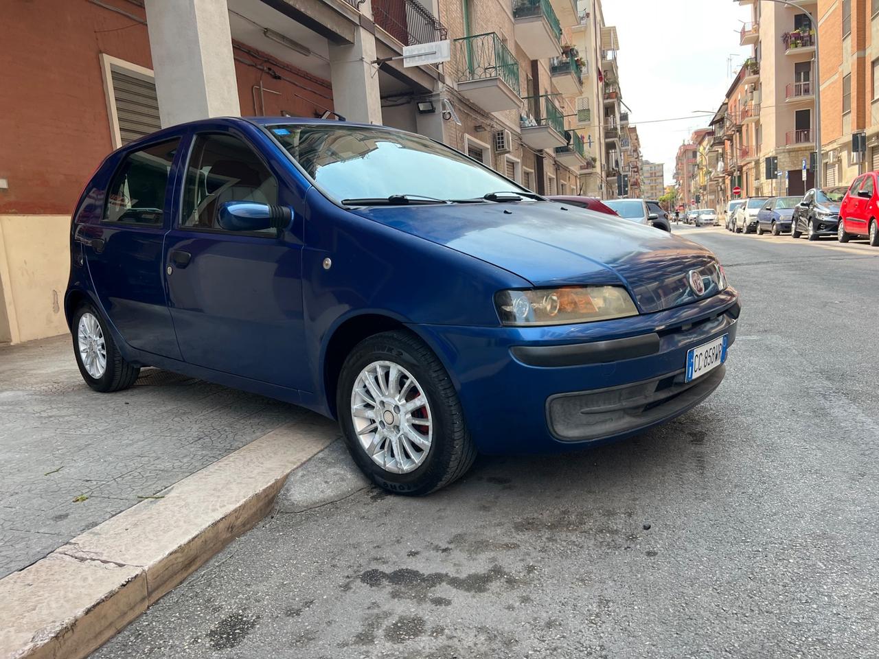 Fiat Punto 1.2i cat 5 porte ELX