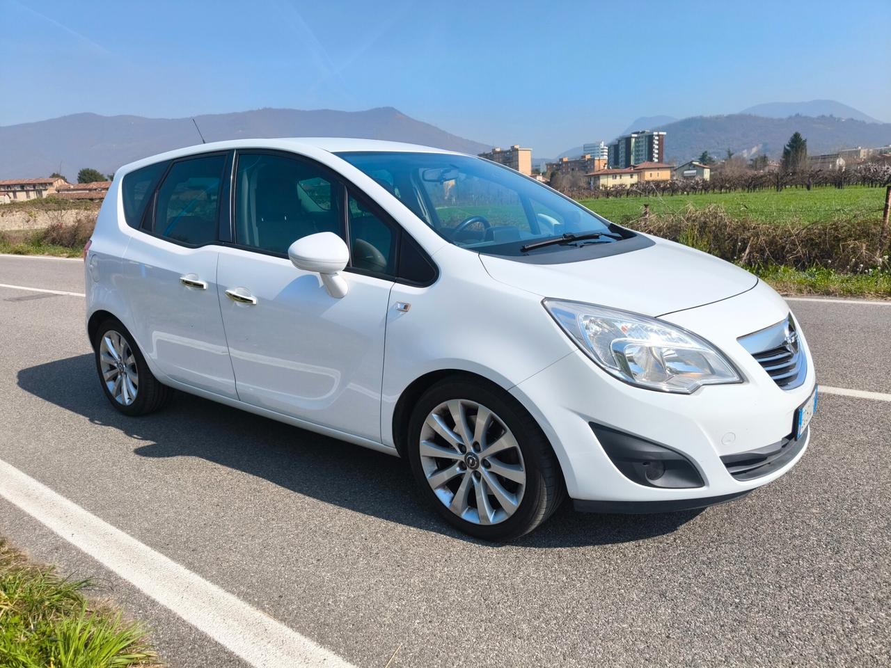 OPEL MERIVA 1,6 CDTI- CAMBIO AUTOMATICO- KM120000