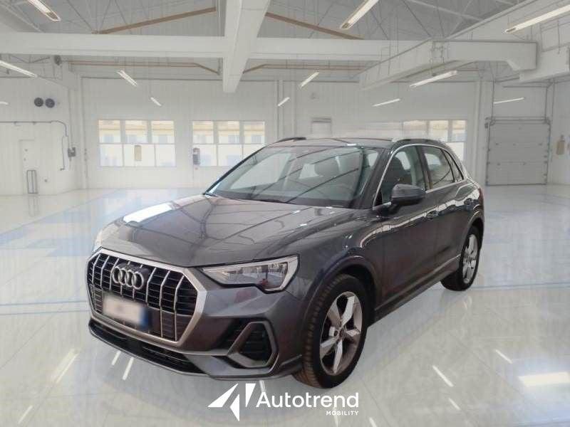 Audi Q3 35 TDI 150 CV S Tronic Automatica S Line Edition