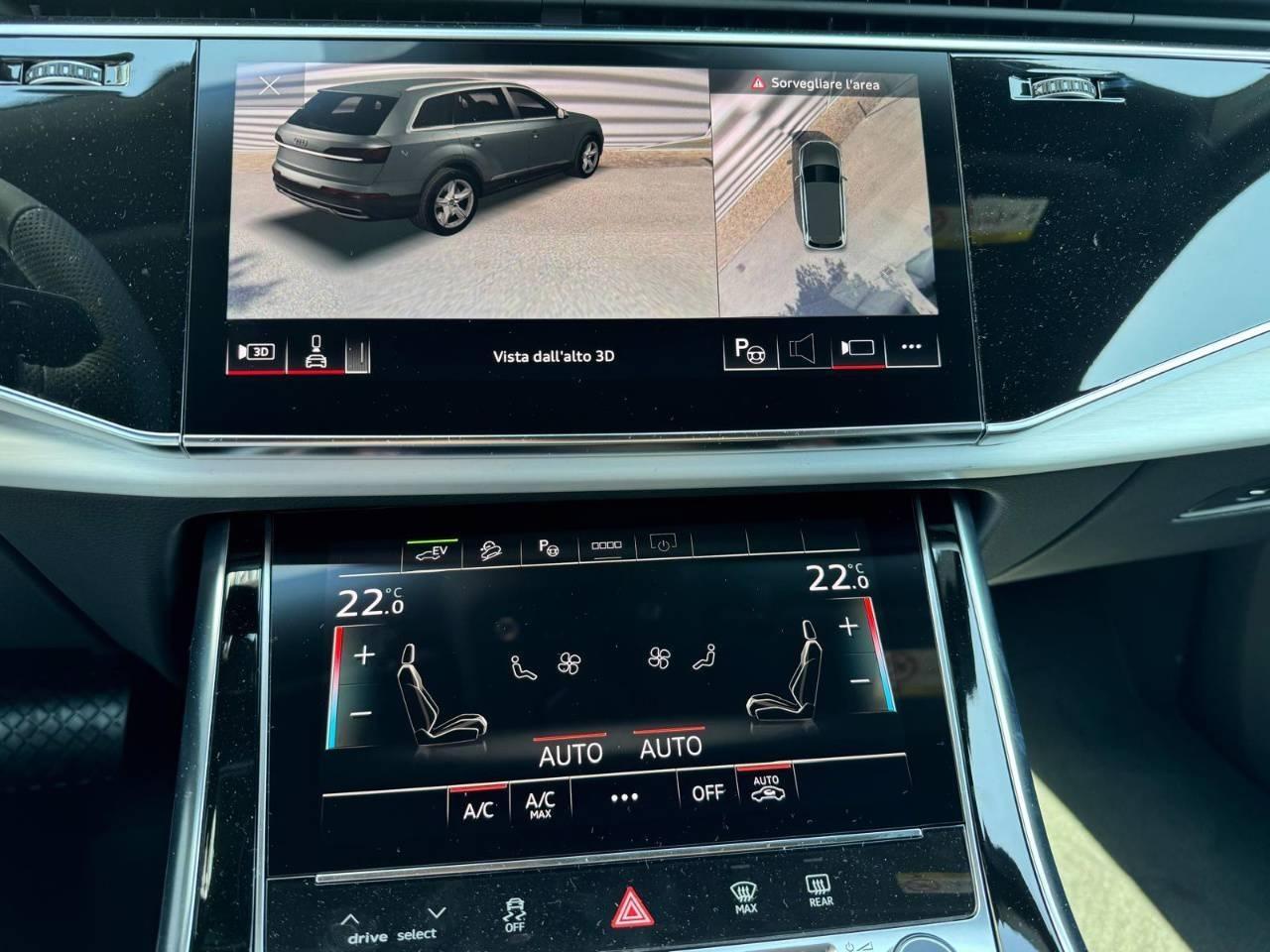 AUDI Q7 55 TFSIe QUATTRO TIPTRONIC S-LINE