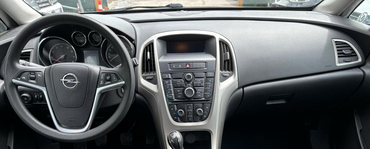 Opel Astra 1.4 100CV Sports Tourer Cosmo ok Neopatentati