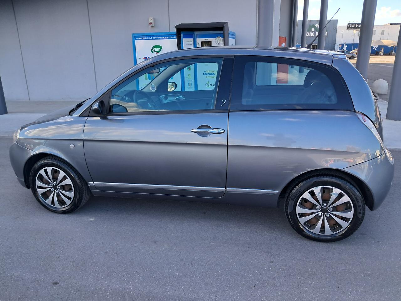 Lancia Ypsilon 1.2 Argento