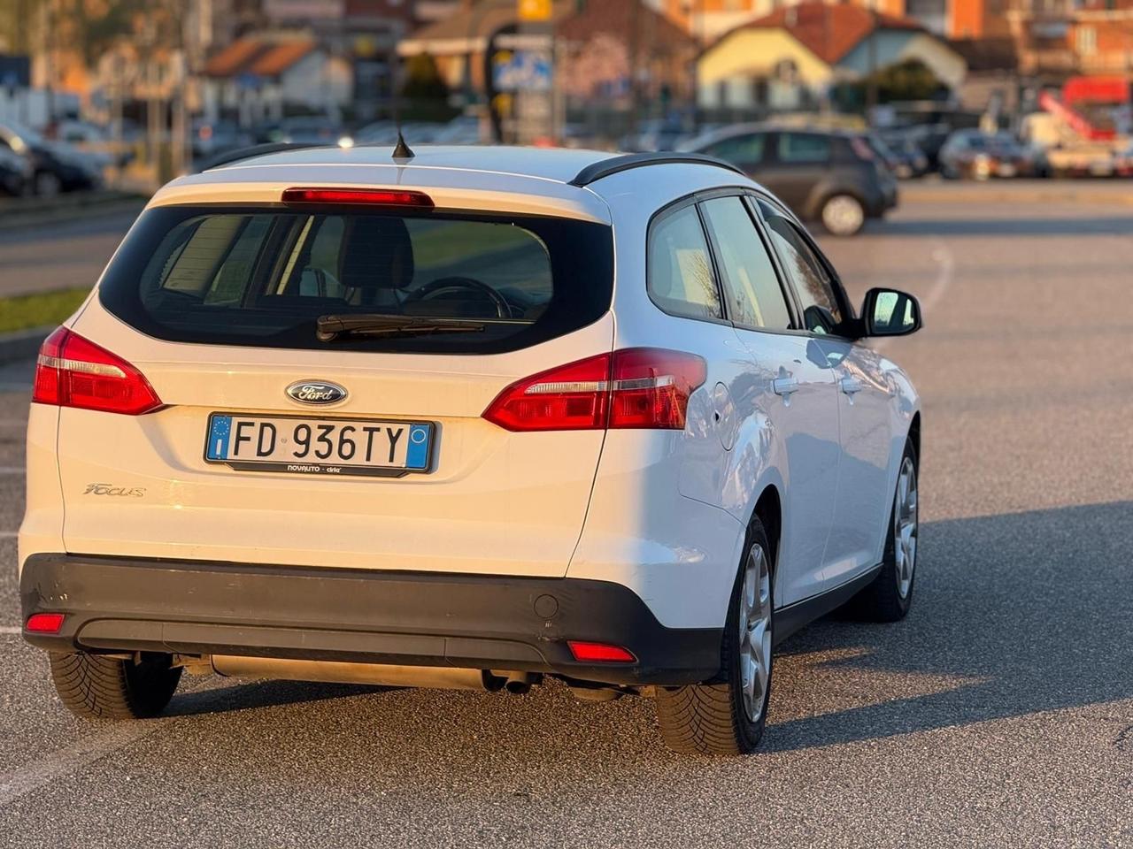 Ford Focus 1.6 120 CV GPL SW Plus