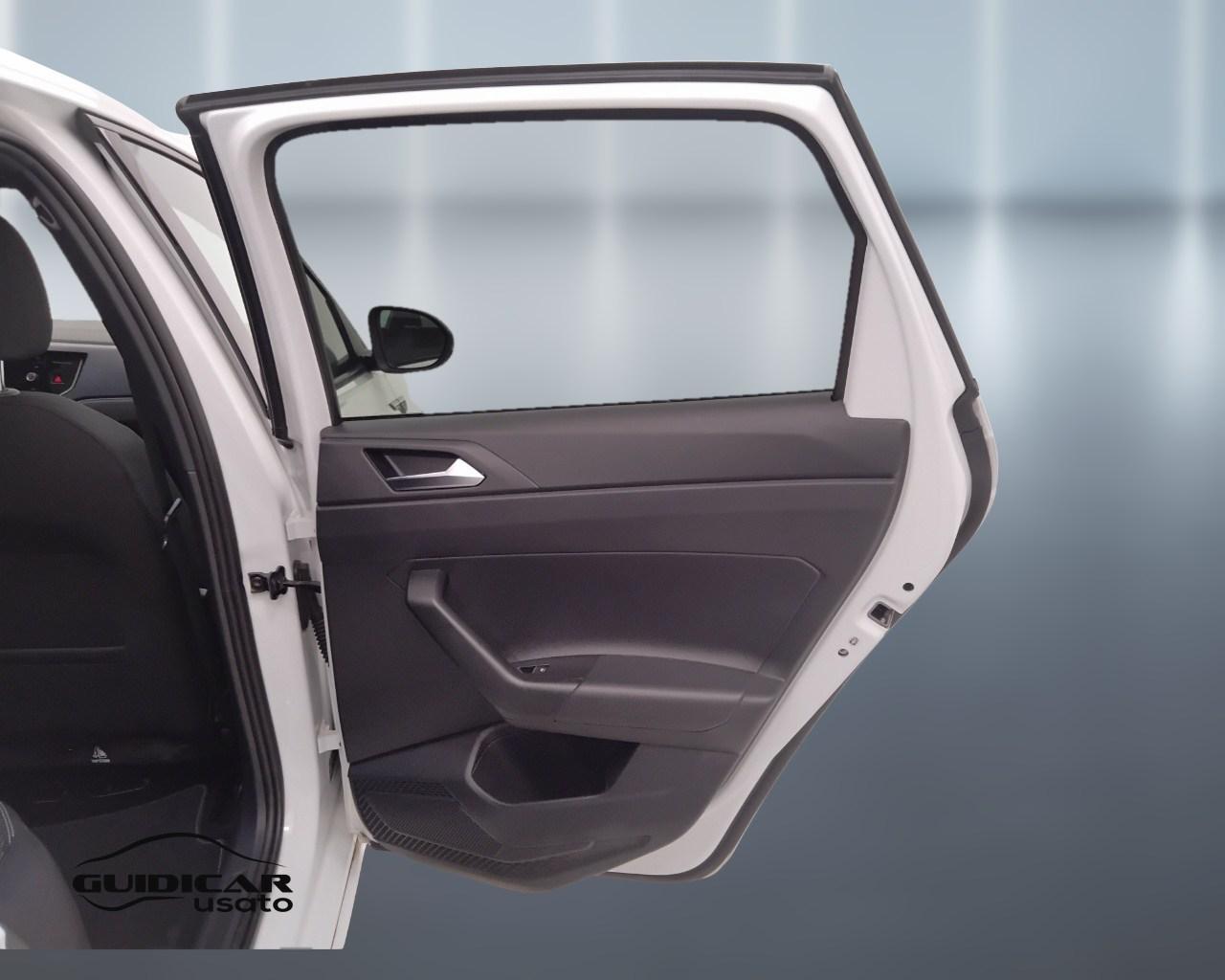 VOLKSWAGEN Taigo - Taigo 1.0 tsi R-Line 110cv
