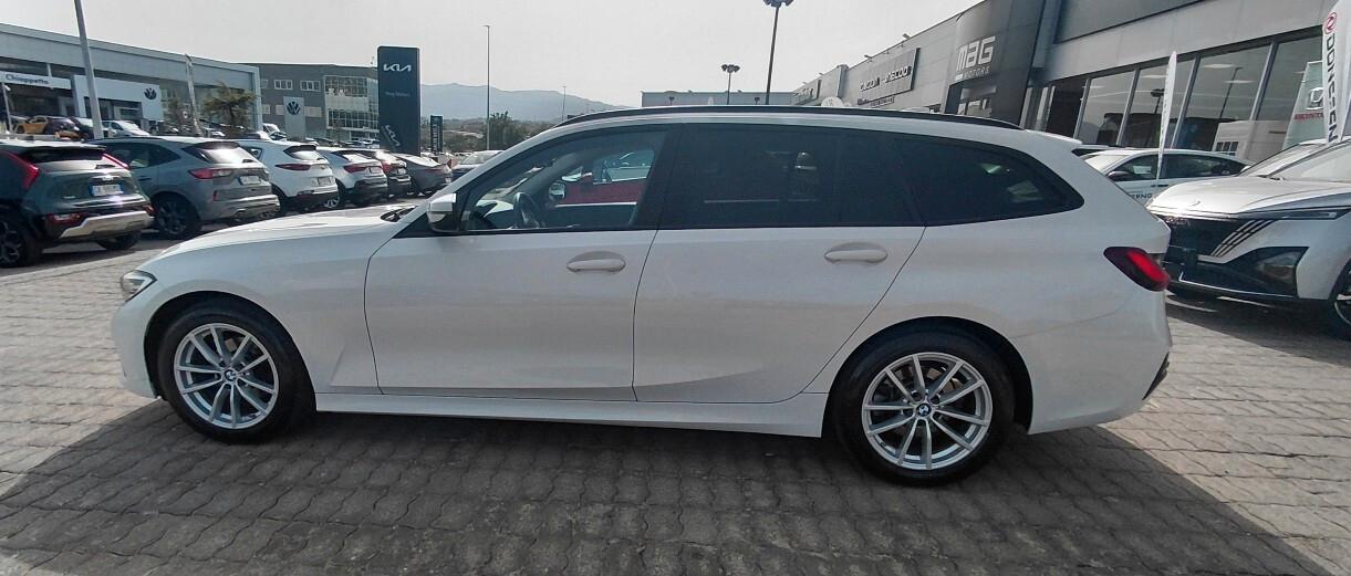 Bmw 318d 48V Touring Business Advantage