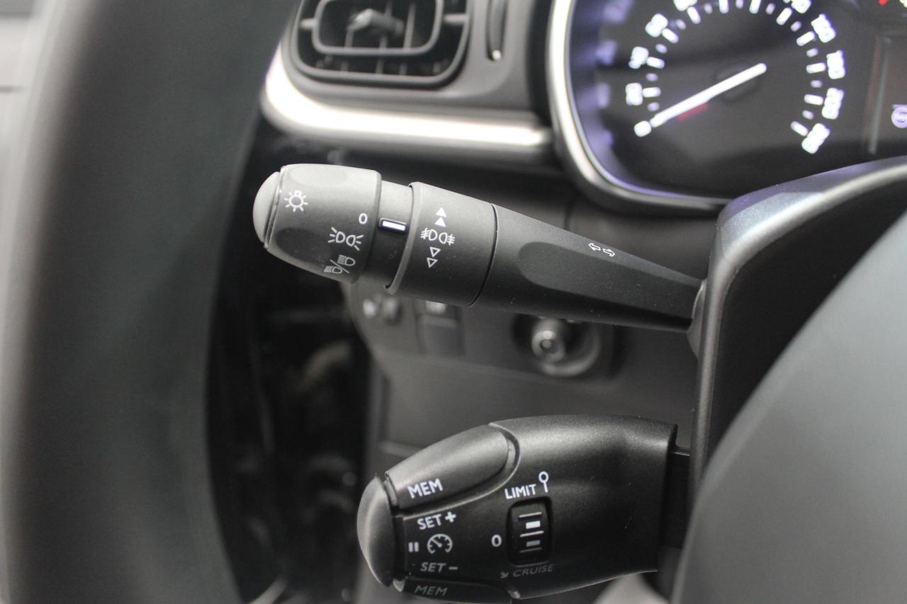 Citroen C3 1.2 puretech Feel Pack NAVI 83 Cv.