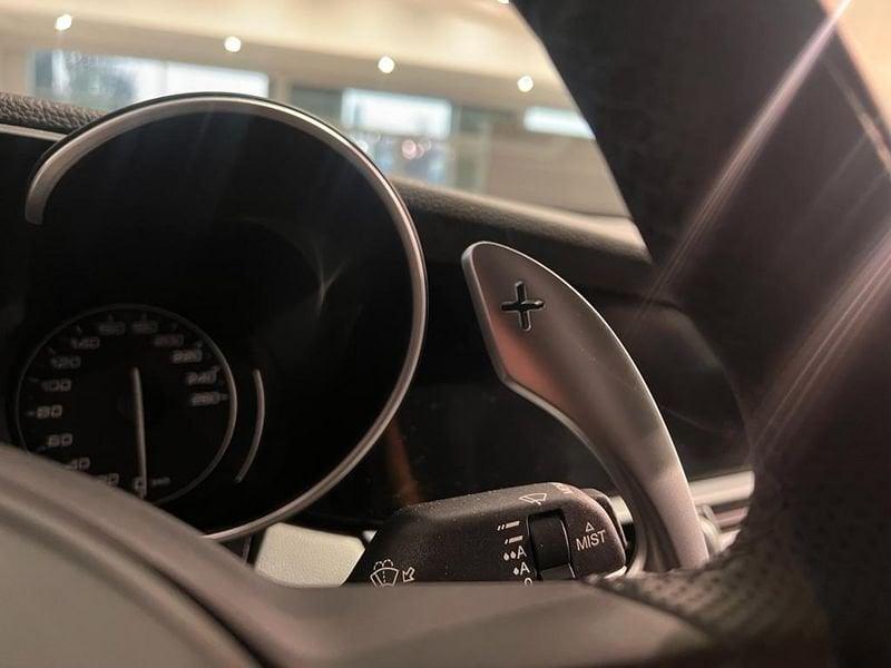 Alfa Romeo Giulia 2.2 t Veloce Q4 210cv auto
