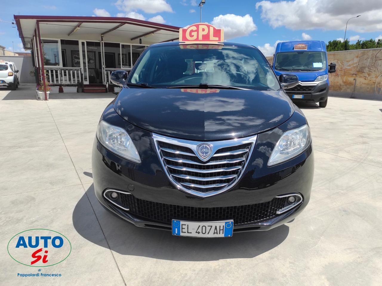 Lancia Ypsilon 1.2 Benz/GPL - 69cv NEOPATENTATI