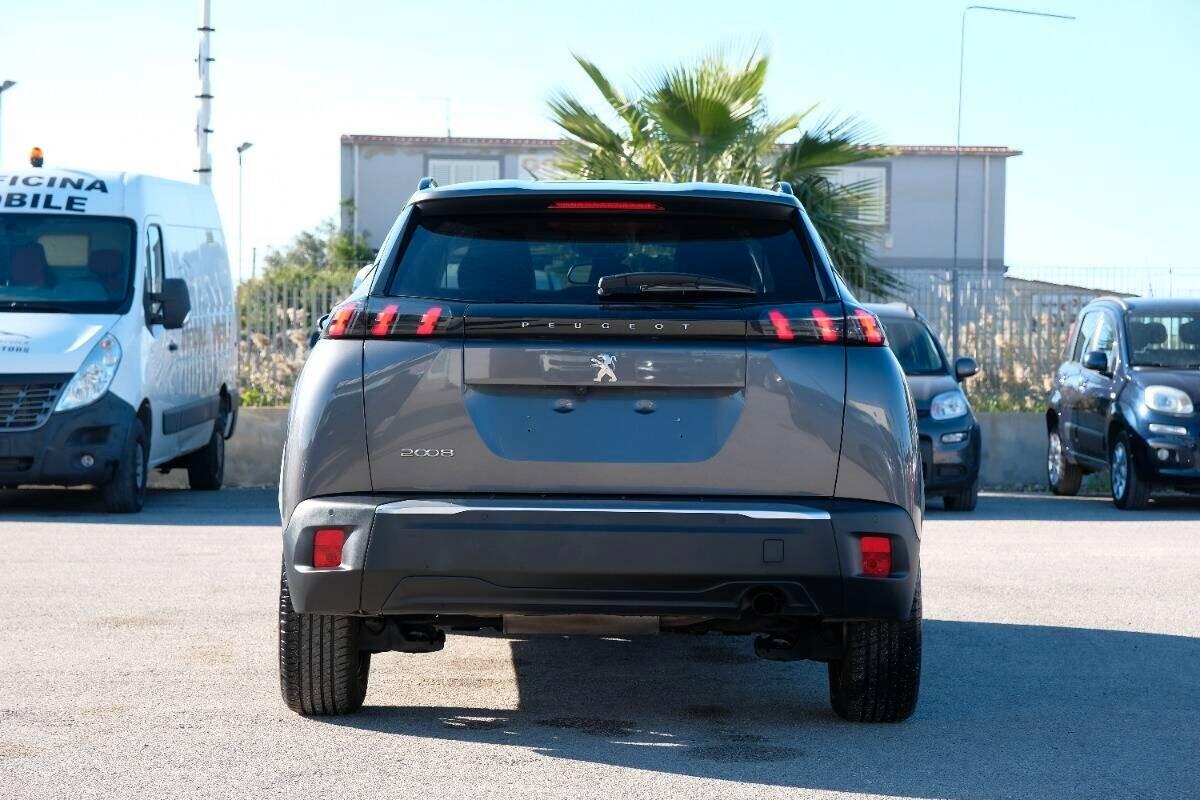 Peugeot 2008 PureTech 100 S&S Allure