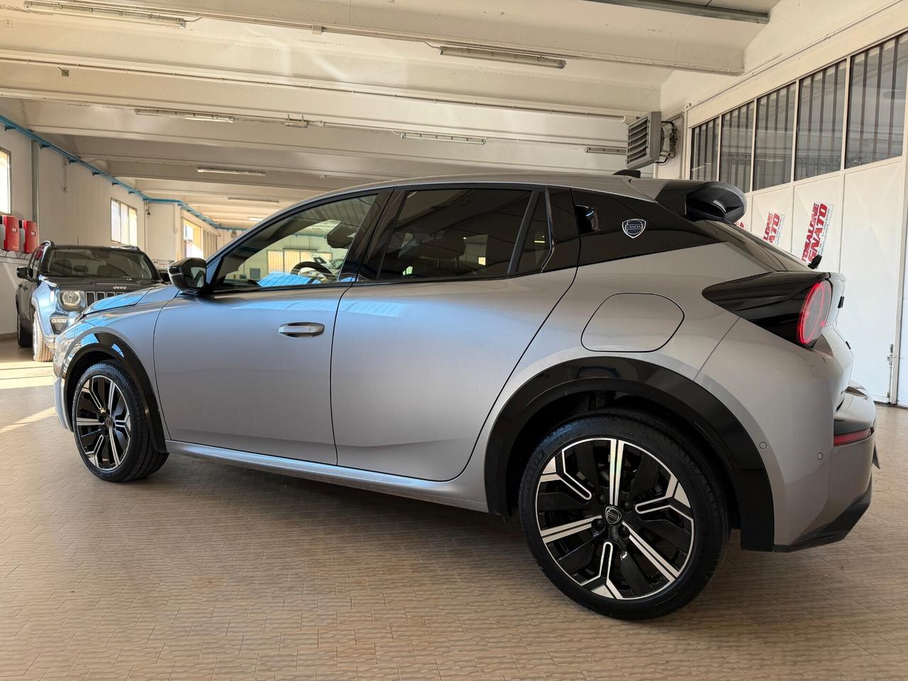 Lancia Ypsilon Hybrid e-DCT LX 2025 Km 4600 Fulloptional