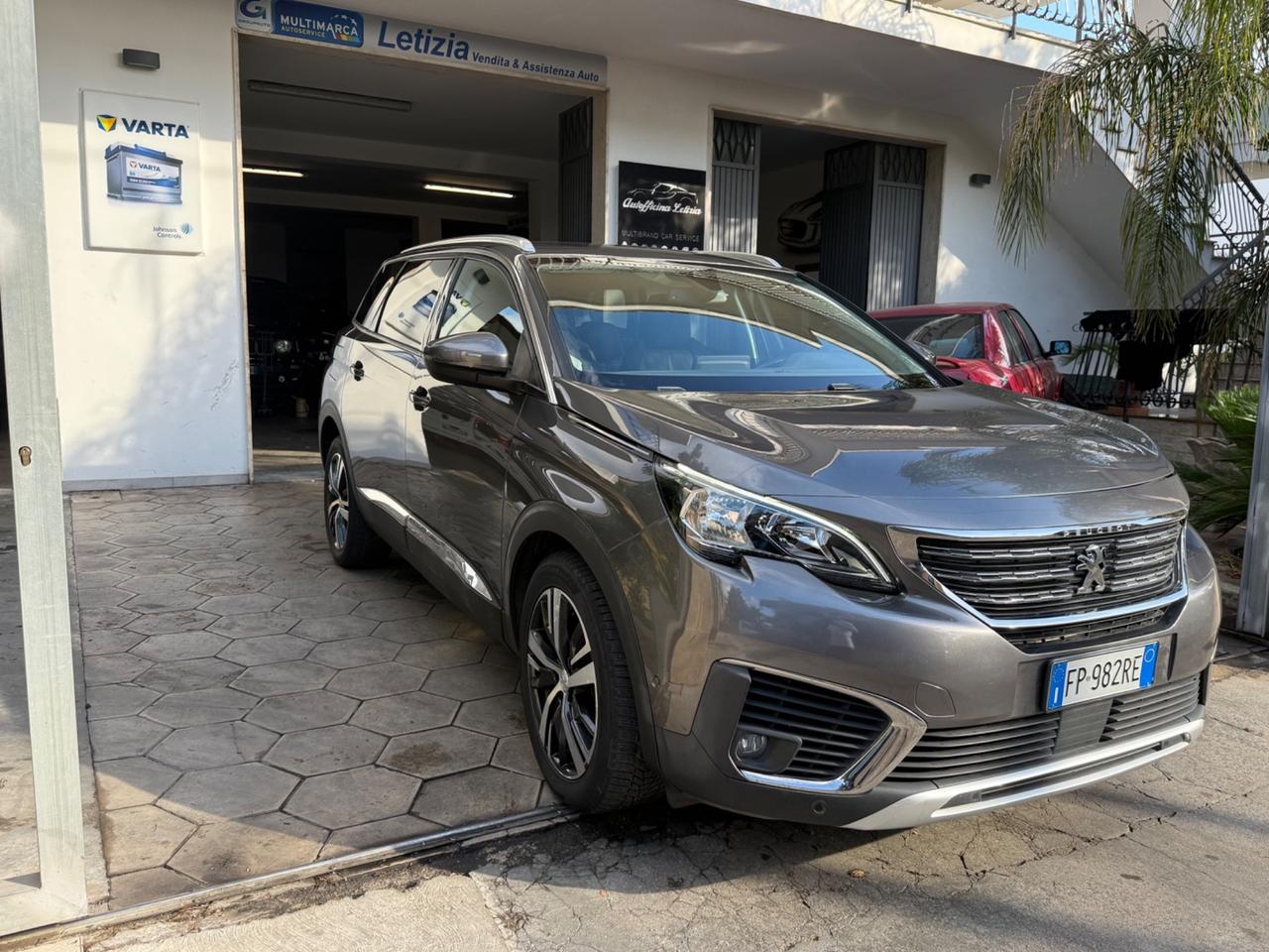 Peugeot 5008 BlueHDi 120 S&S EAT6 Allure