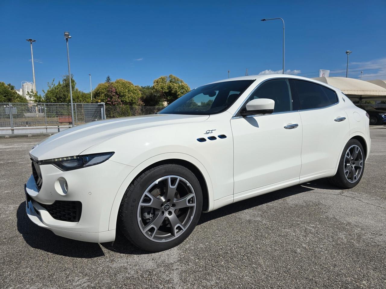 Maserati Levante 2.0 mhev GT 330cv auto