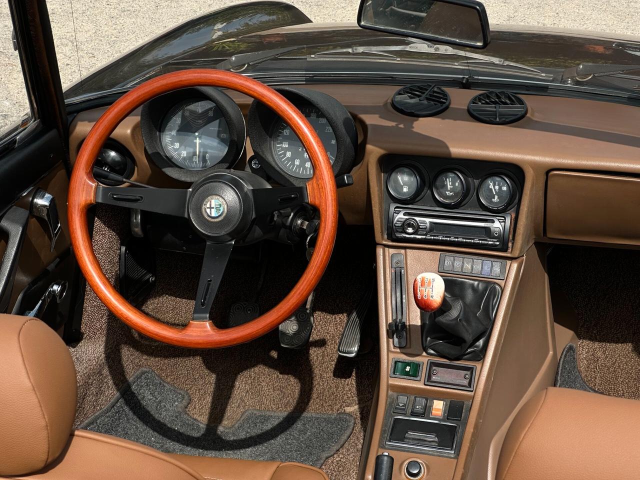 Alfa Romeo Spider 2.0 – 1984 Unico Proprietario