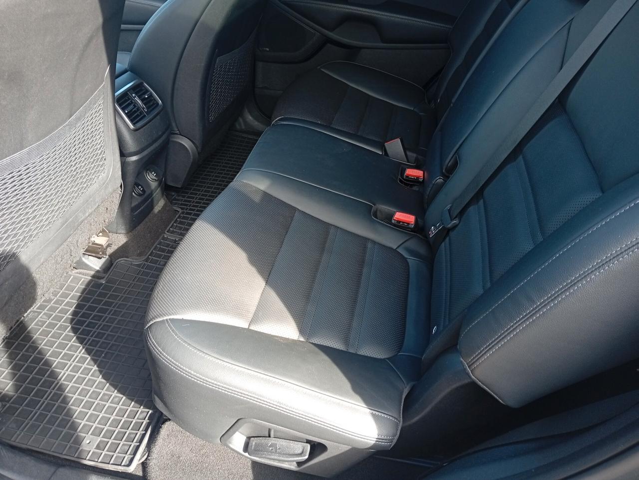 Kia Sorento 2.2 CRDi AWD Rebel 7 POSTI