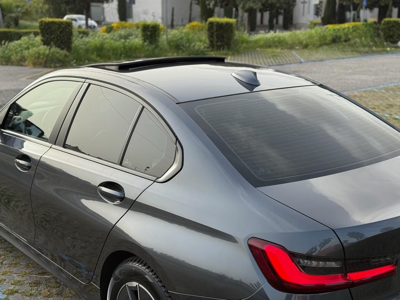 BMW 318d 2022 48V 2.0 150cv automatica