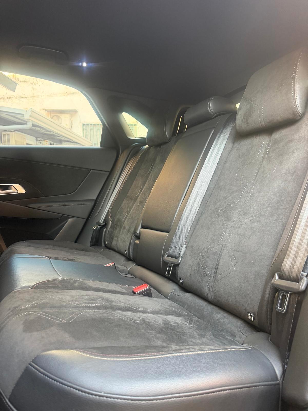 Ds 7 Crossback BlueHDi 130 aut. Performance Line+