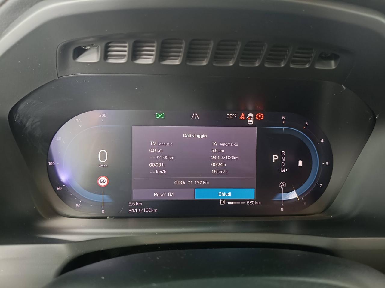 VOLVO XC90 II 2015 - XC90 2.0 b5 Plus Bright awd auto