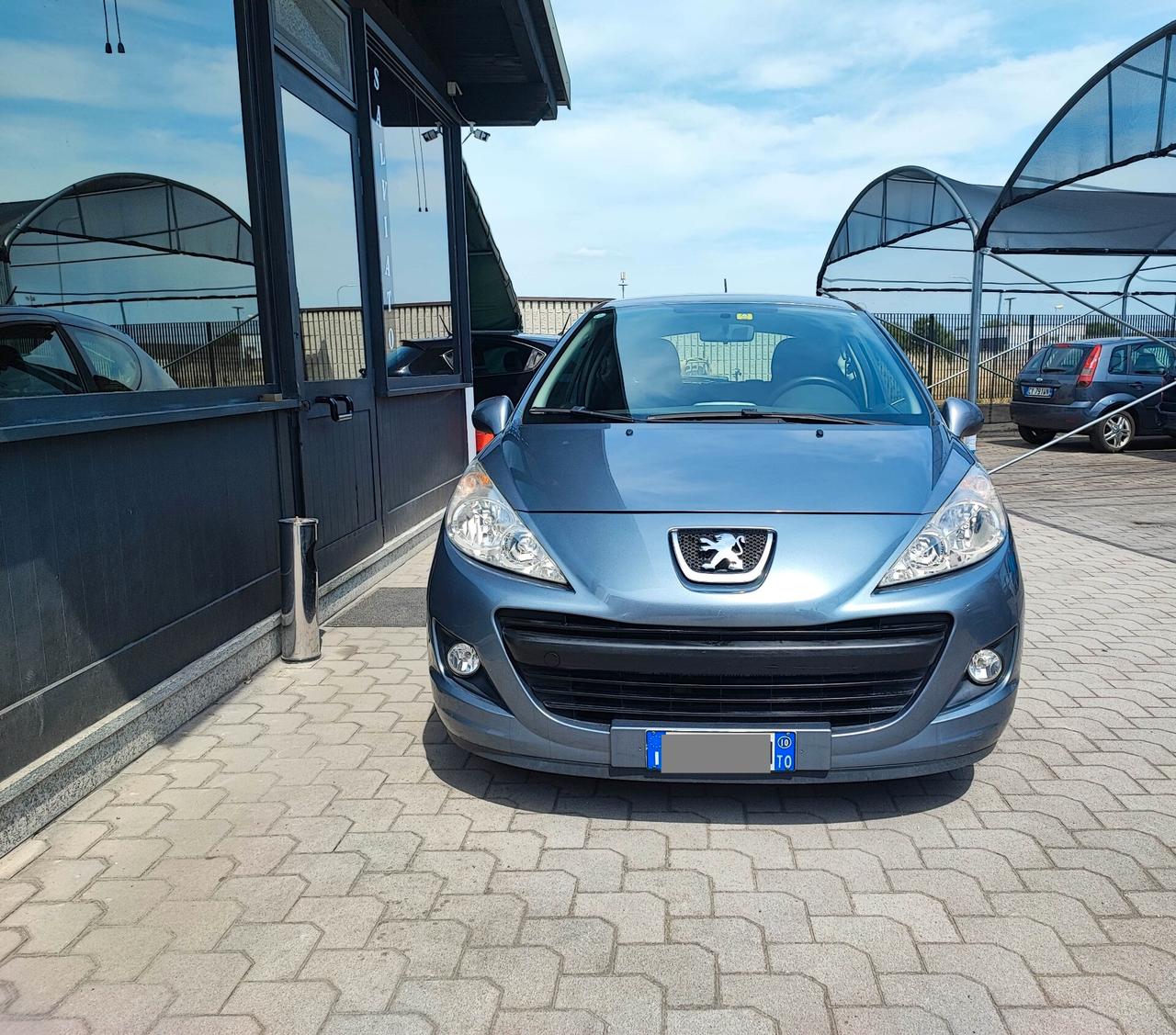 Peugeot 207 1.4 GPL uni-pro
