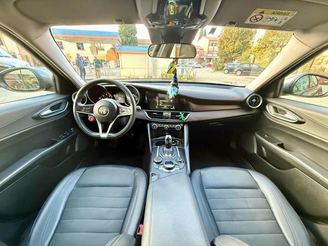 ALFA ROMEO Giulia 2.2 Turbodiesel 180 CV AT8 Business Sport Launch E