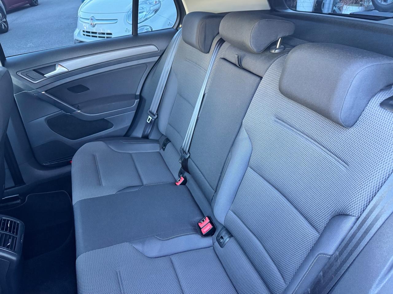 Volkswagen Golf Variant 1.6 TDI DPF Comfortline Neopatentati