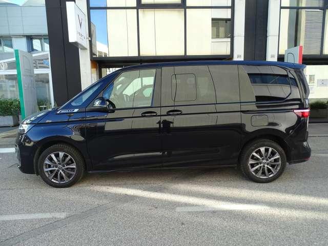 Volkswagen T7 Multivan Multivan 2.0 tdi 150 cv DSG 7 posti