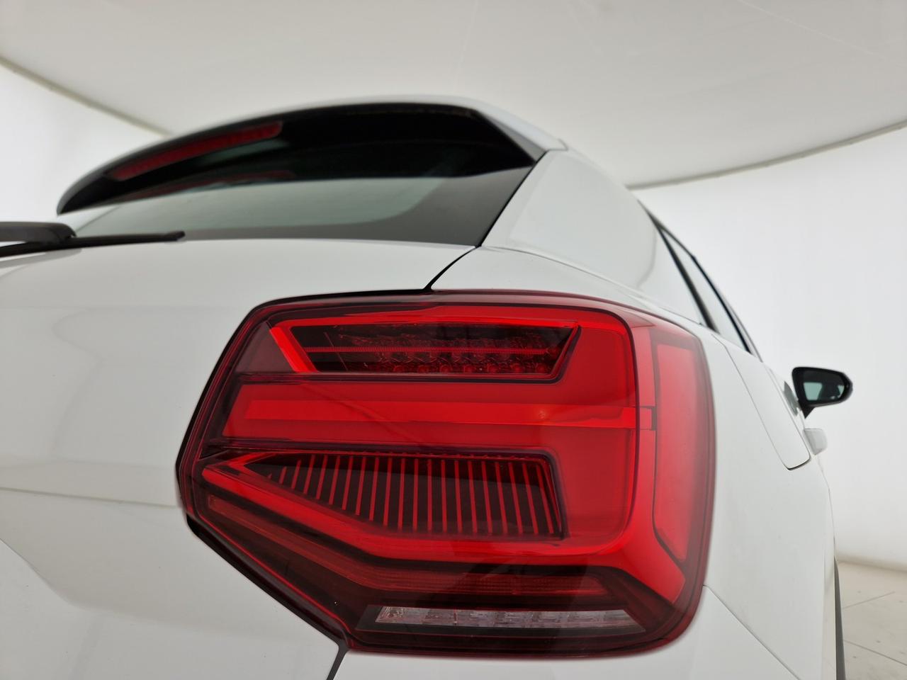 Audi Q2 30 1.0 tfsi admired