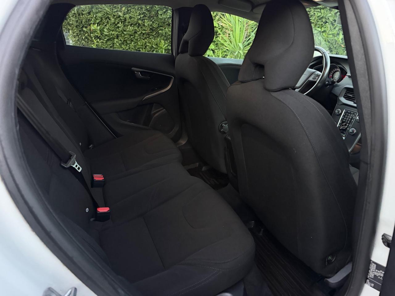 Volvo V40 D2 Kinetic - 2016 - EURO6B