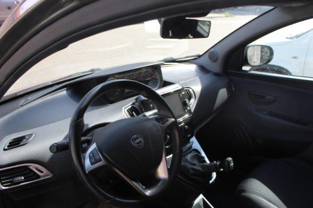 LANCIA Ypsilon 1.0 FireFly 5 porte S&S Hybrid Gold