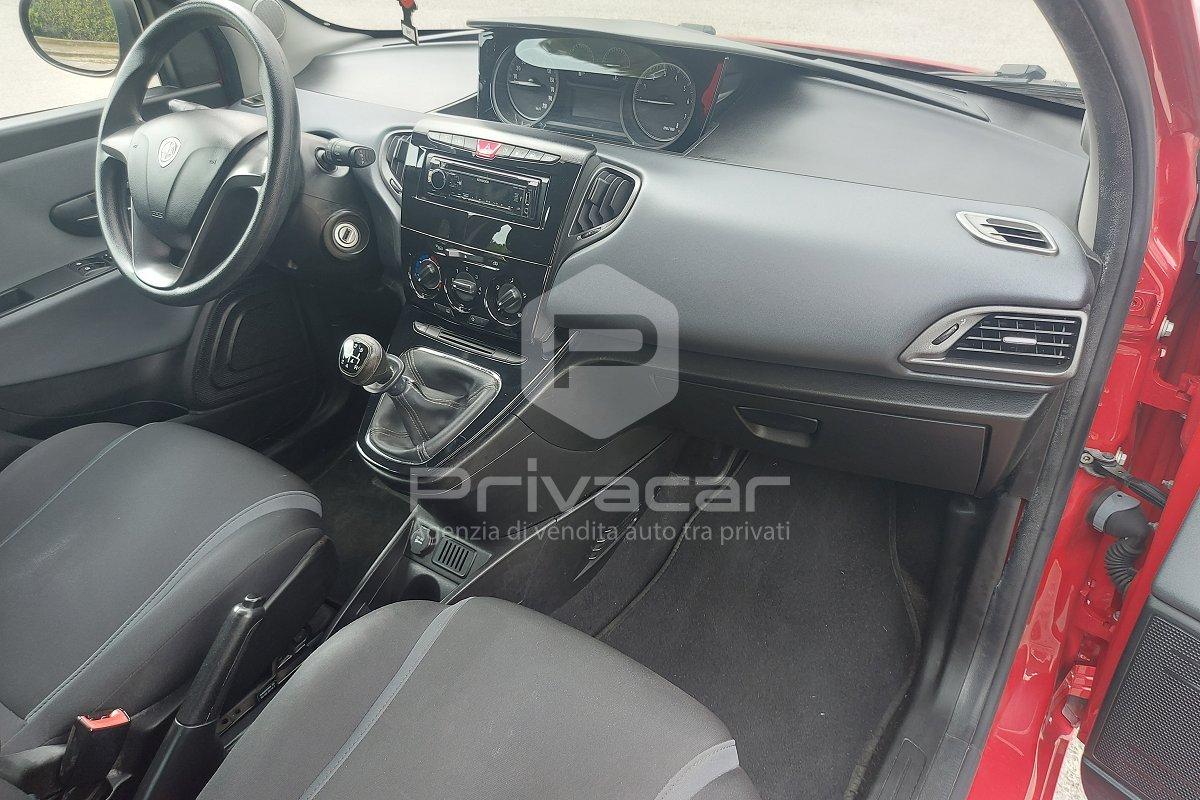 LANCIA Ypsilon 0.9 TwinAir 85 CV 5 porte Metano Ecochic Platinum
