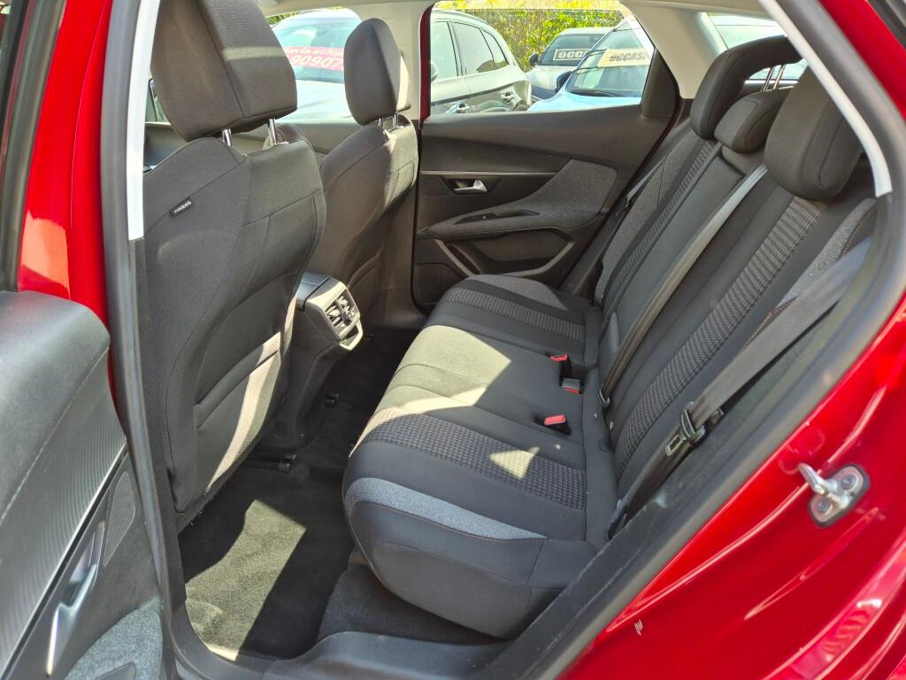 Peugeot 3008 BlueHDi 130CV N1 AUTOCARRO TETTO