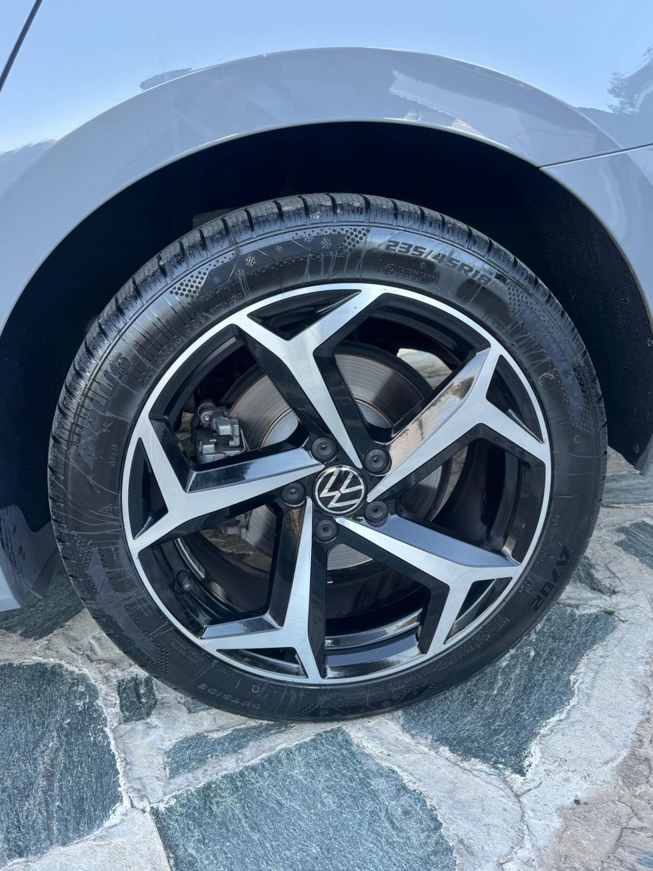 Volkswagen Passat 2.0 TDI DSG R-Line
