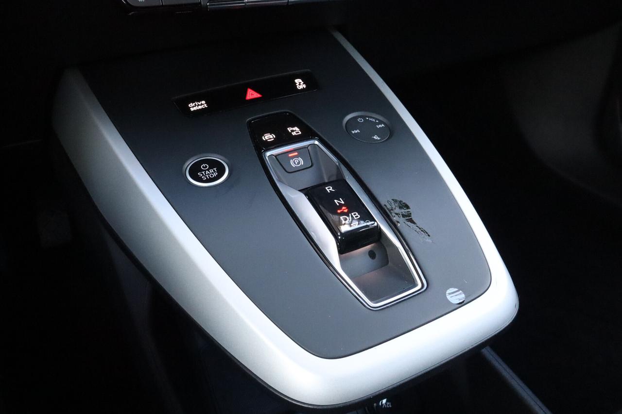 Audi Q4 E Tron 45 SPORTBACK ACC LED CAMERA 19"