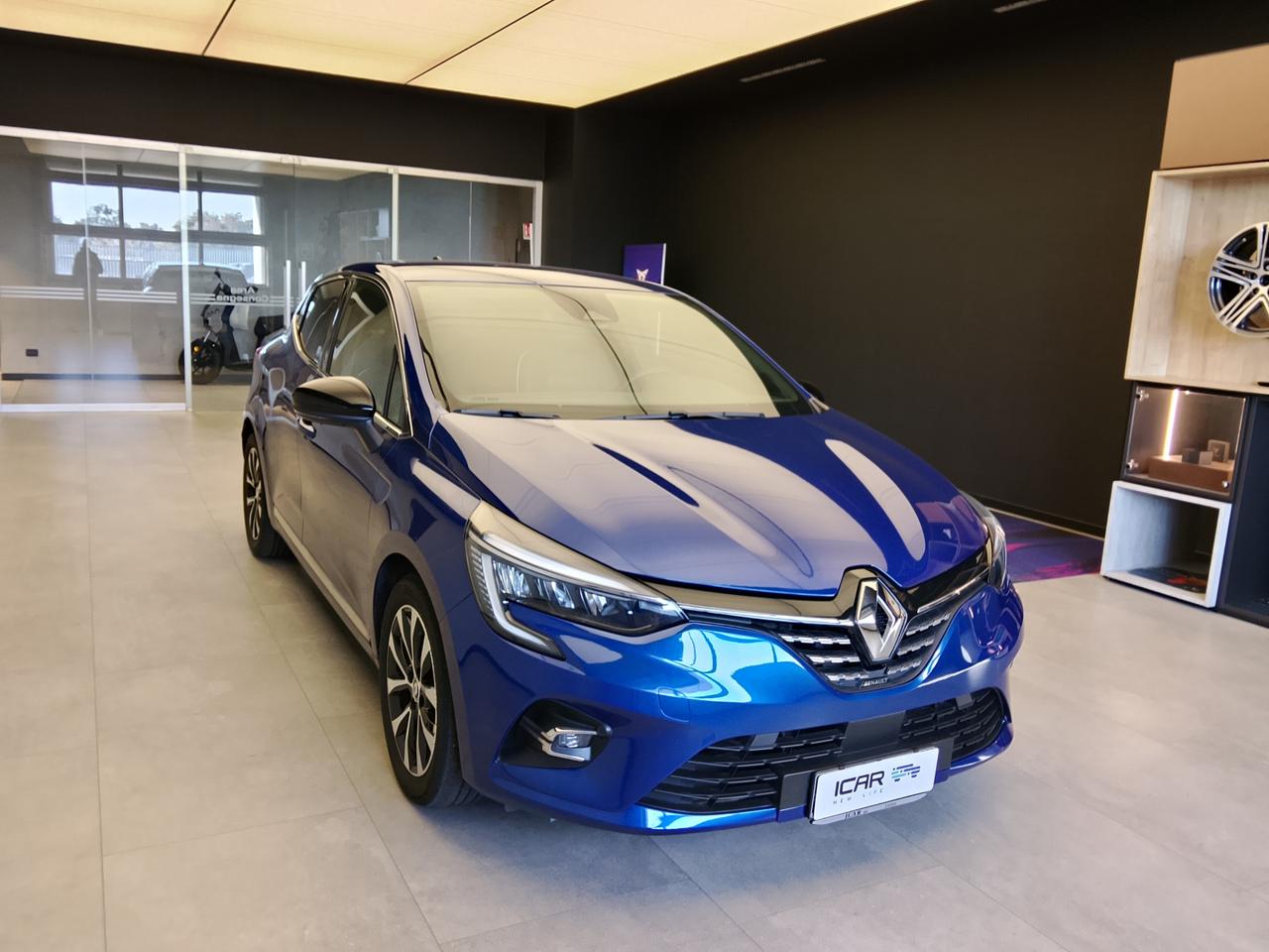 RENAULT Clio V 2019 - Clio 1.6 E-Tech full hybrid Techno 145cv auto