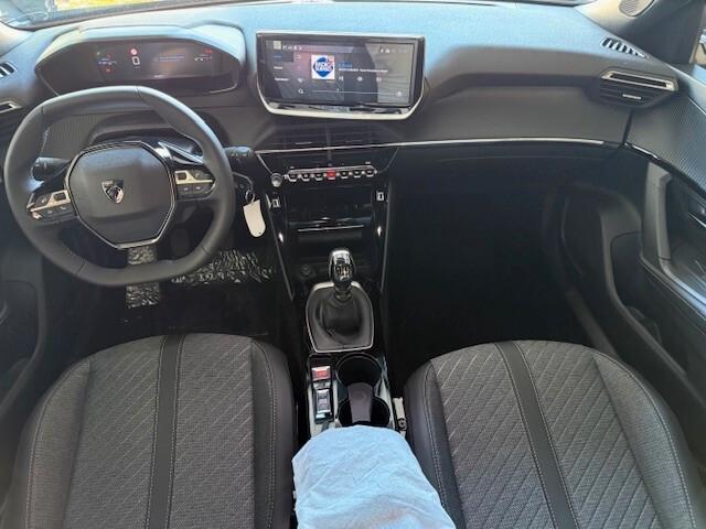 Peugeot 2008 PureTech 100 S&S Allure "KM0"