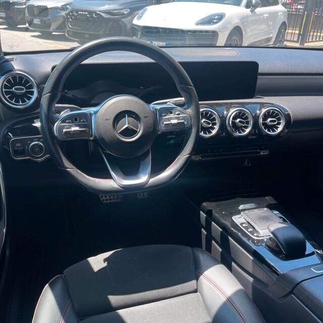 Mercedes-benz A 180 d SEDAN Premium