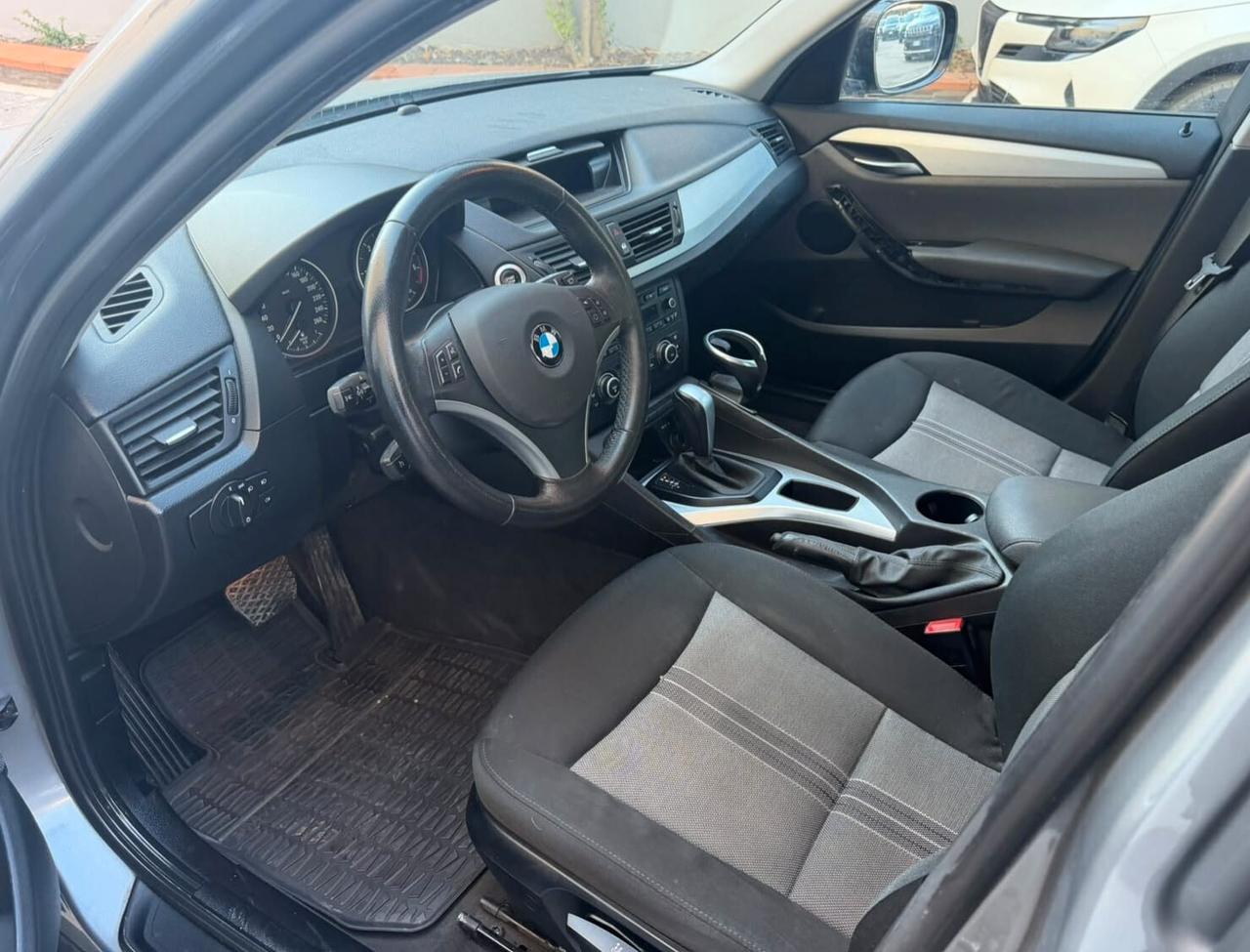 Bmw X1 sDrive18d Attiva