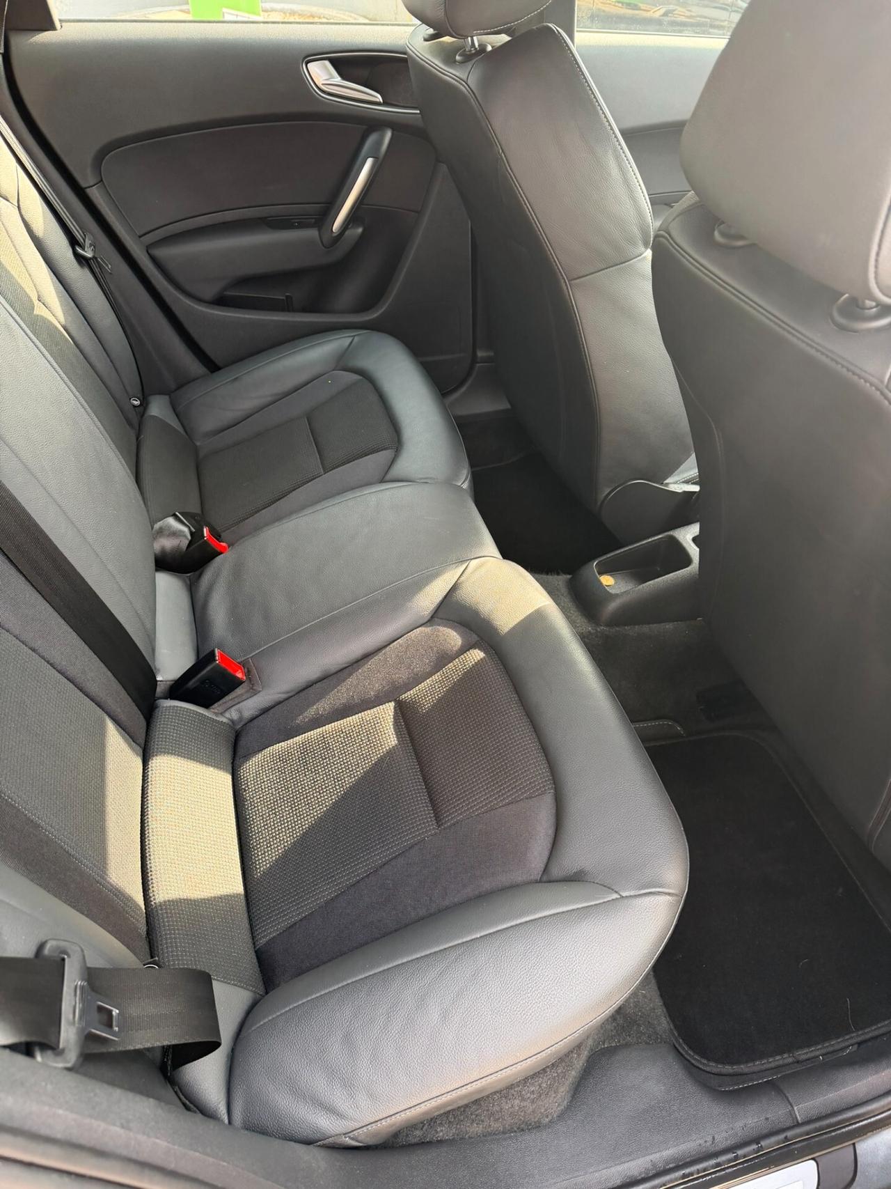 Audi A1 1.6 TDI S tronic line edition