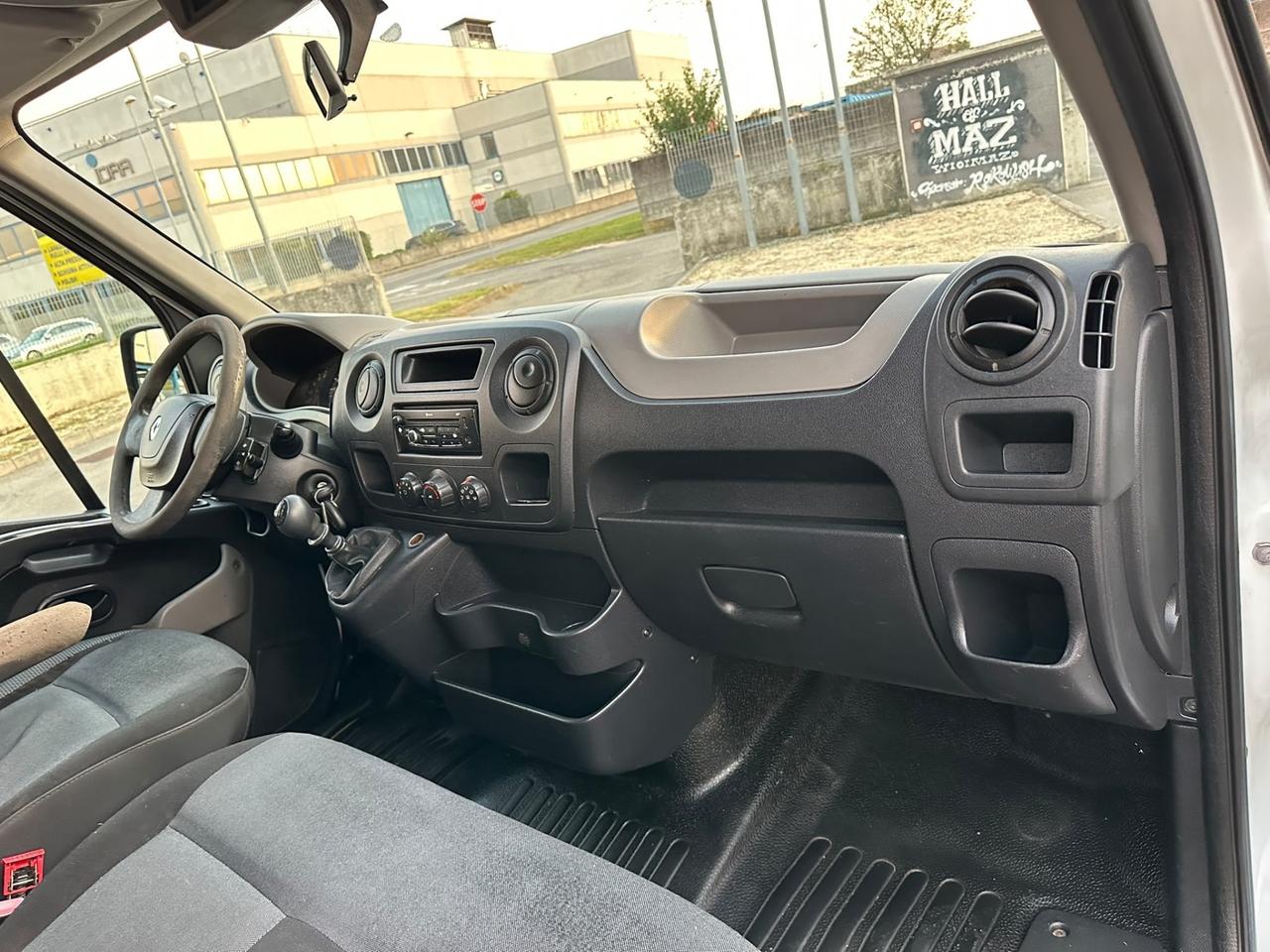 Renault Master T35 2.3 dCi/150 TP PM-SL-RG Cabinato E4