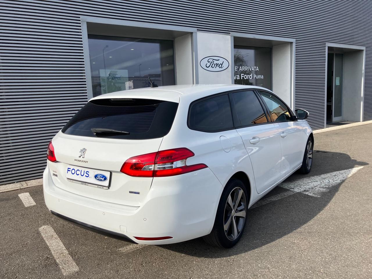 Peugeot 308 BlueHDi 120 S&S SW Business