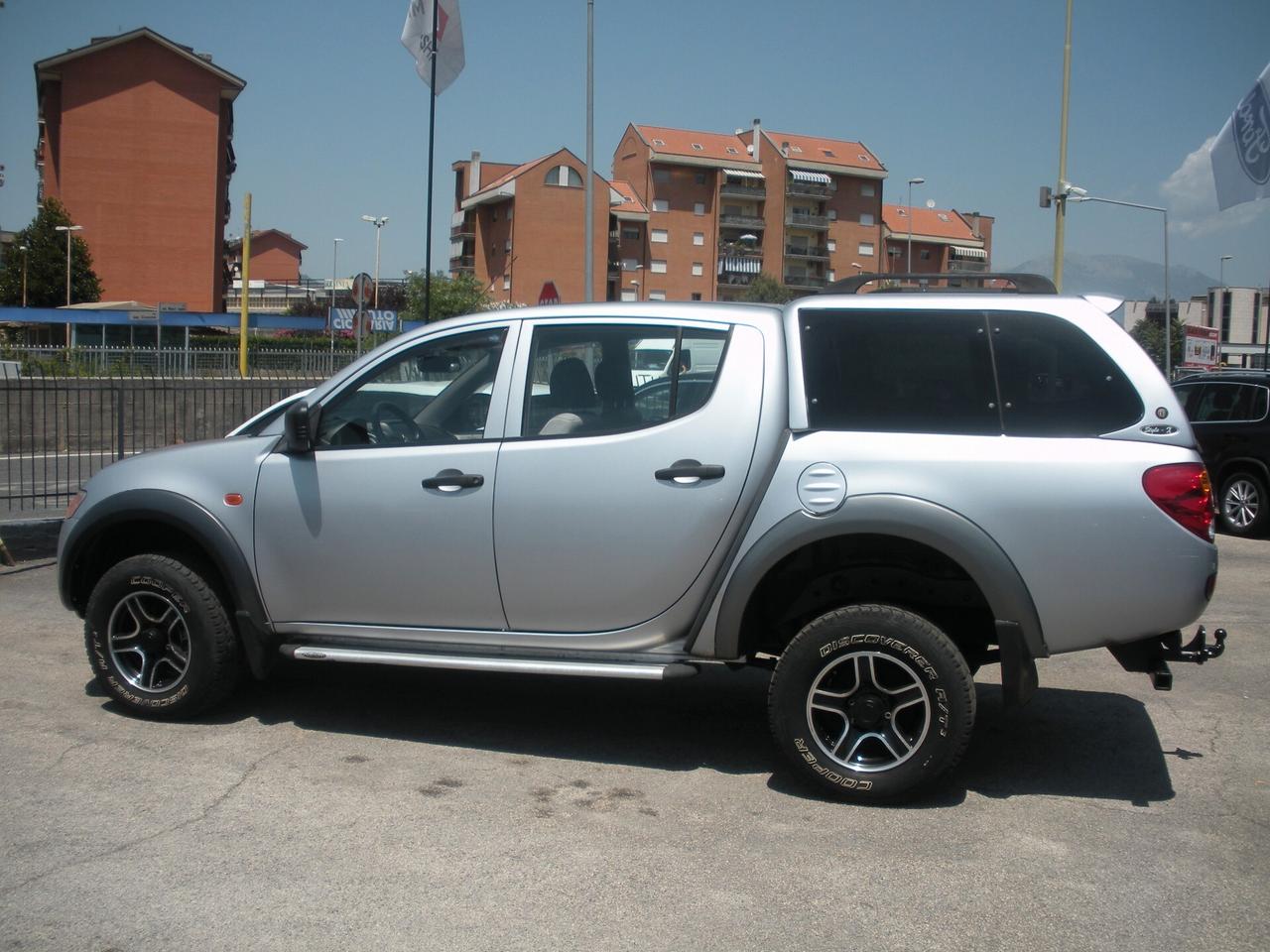 Mitsubishi L200 2.5 DI-D/136CV Double Cab Intense ''SAFARI''