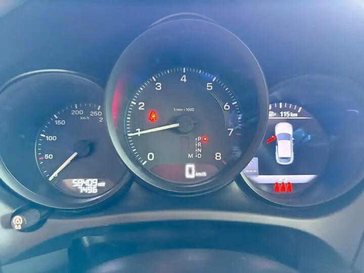 Porsche Macan 2.0 265CV TETTO FULL