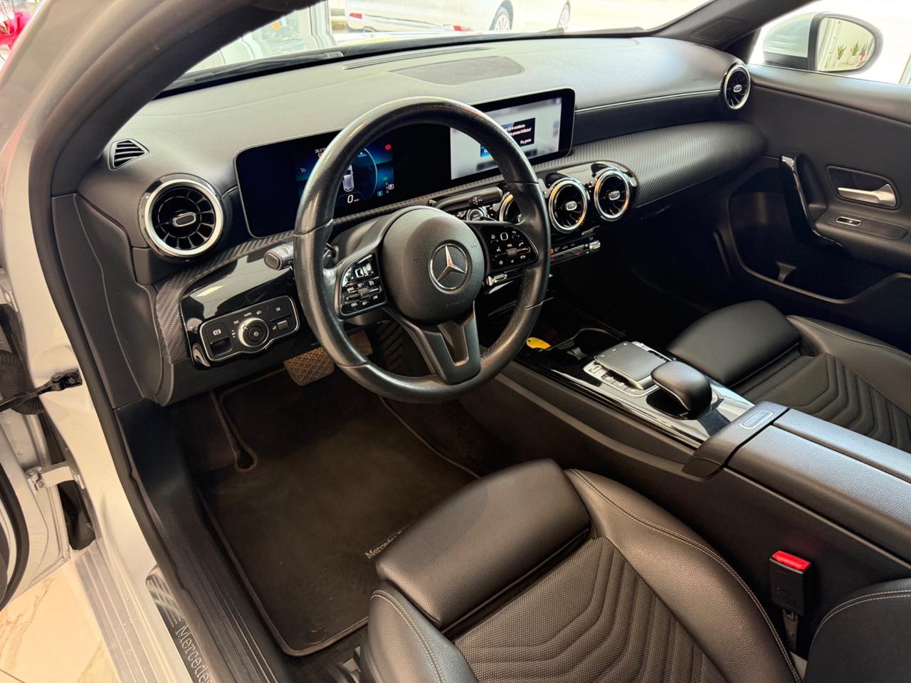 Mercedes-benz A 180 d Automatic Business